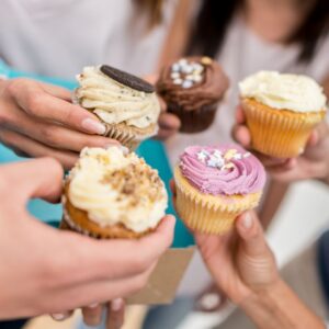 A bunch of cupcakes
